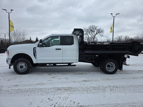 New 2026 Ford F350 XL w/ XL Chrome Package image 5
