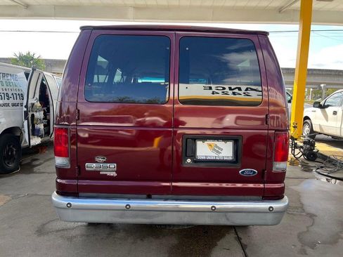 Used 2008 Ford E-350 and Econoline 350 XLT image 5