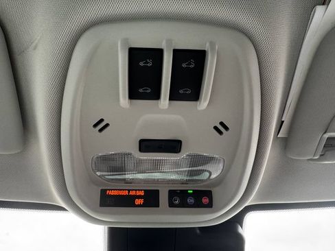Used 2024 Chevrolet Trax LT w/ Sunroof Package FWD image 35