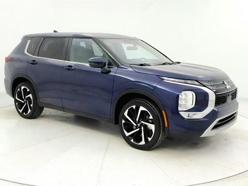 Used 2024 Mitsubishi Outlander FWD image 7