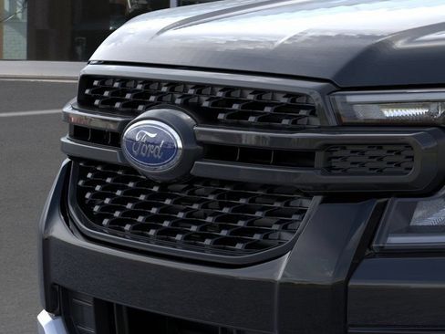 New 2026 Ford Ranger XLT w/ FX4 Off-Road Package AWD/4WD image 17