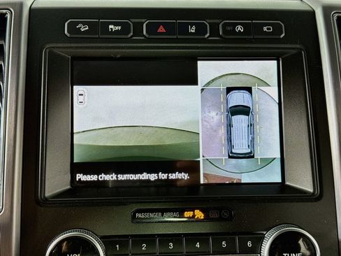 Used 2020 Ford Expedition Platinum AWD/4WD image 36
