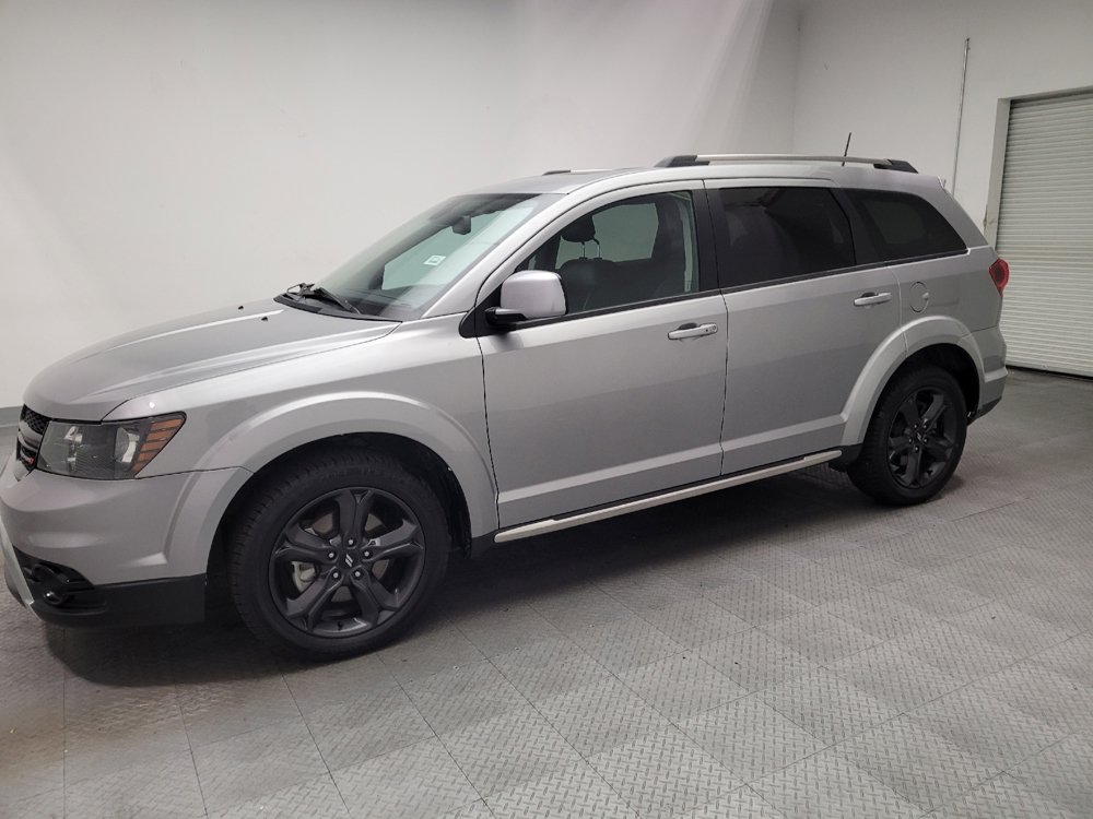 Used 2020 Dodge Journey Crossroad FWD image 2
