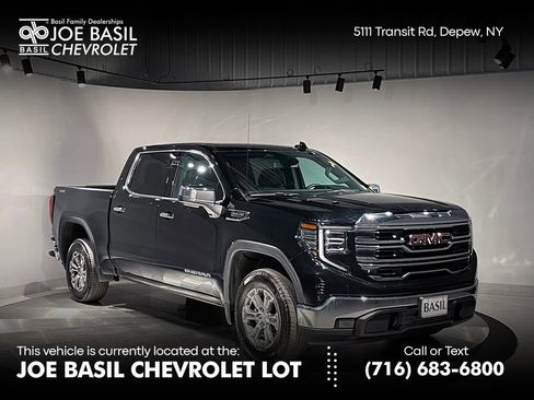 Used 2026 GMC Sierra 1500 SLT image 1