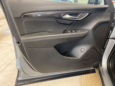 Used 2023 Buick Envision Essence image 10