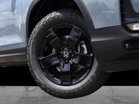 New 2026 Honda Ridgeline Black Edition image 3