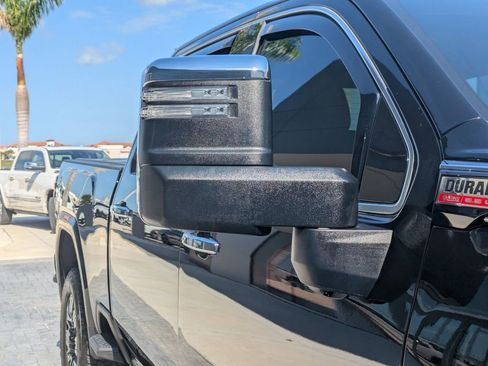 Used 2025 GMC Sierra 2500 Denali w/ Denali Reserve Package AWD/4WD image 13