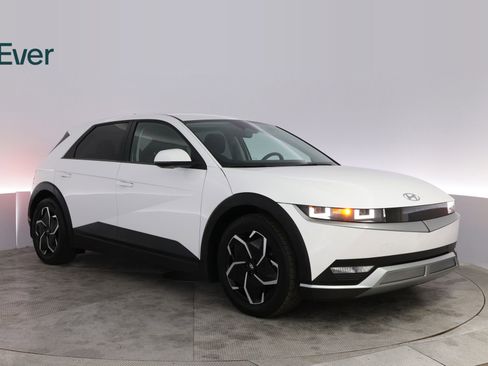 Used 2024 Hyundai Ioniq 5 SEL RWD image 13