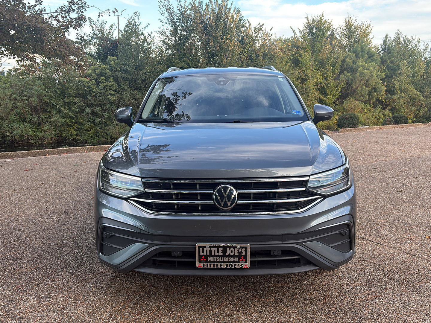 Used 2023 Volkswagen Tiguan SE FWD image 13