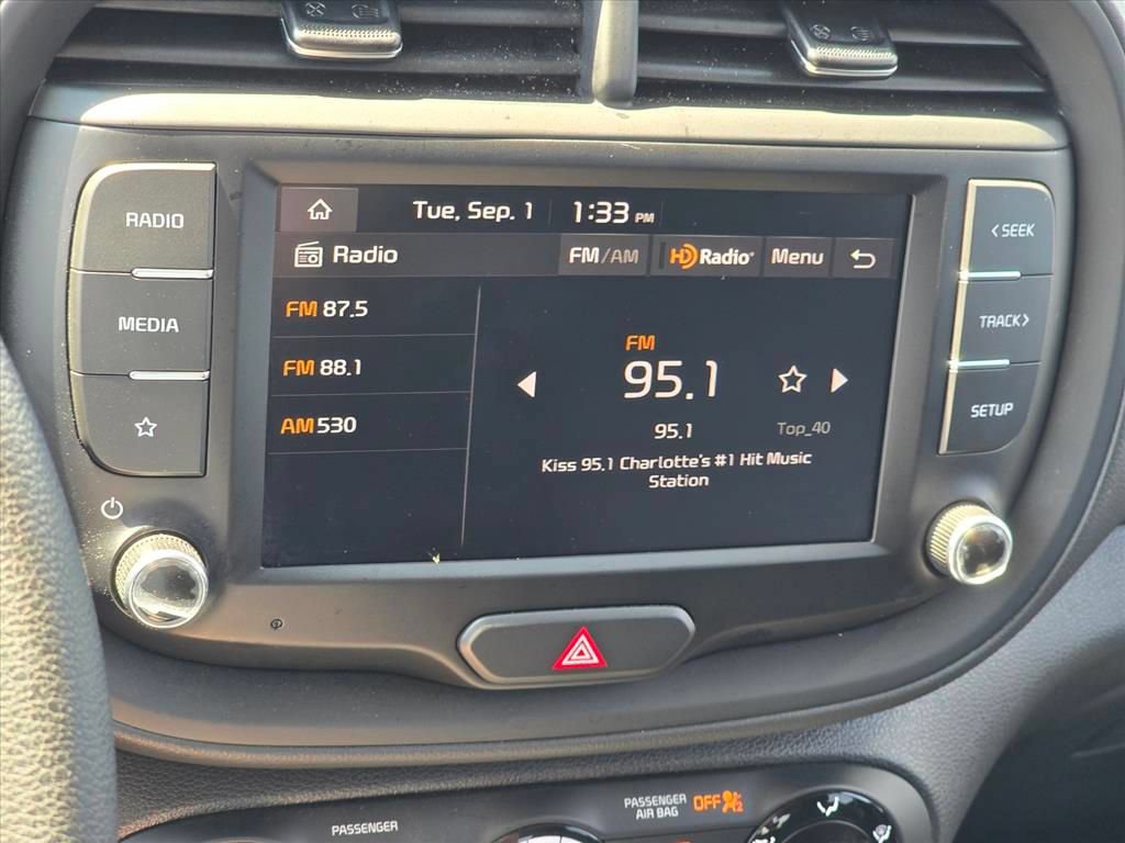 Used 2024 Kia Soul LX FWD image 4