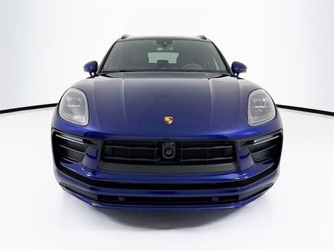 New 2026 Porsche Macan image 6