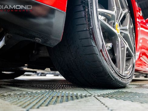 Used 2015 Ferrari California T image 50