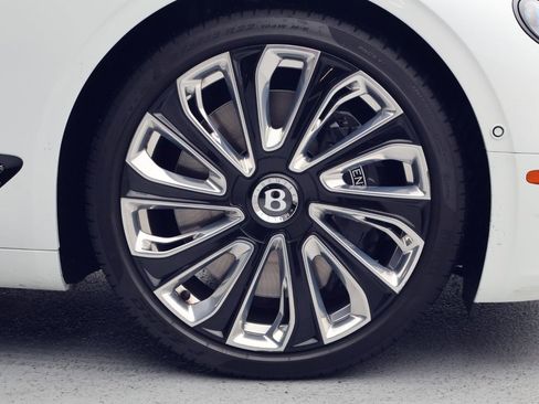 Used 2024 Bentley Continental GT Mulliner image 14