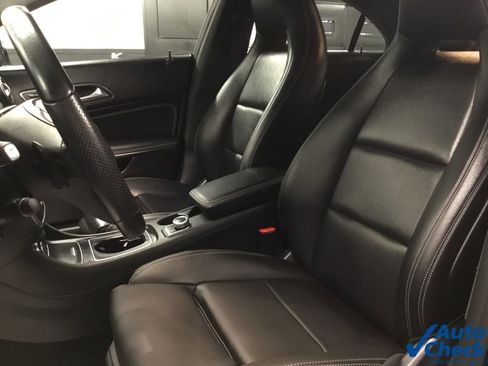 Used 2019 Mercedes-Benz CLA 250 4MATIC image 25