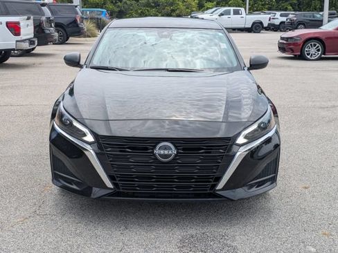 Used 2025 Nissan Altima 2.5 SV AWD/4WD image 8