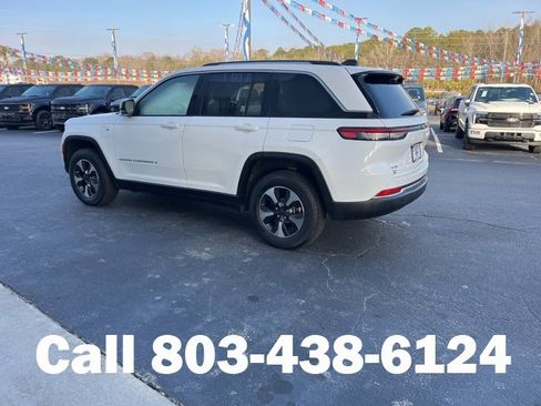 Used 2023 Jeep Grand Cherokee 4WD 4xe w/ Luxury Tech Group II image 38