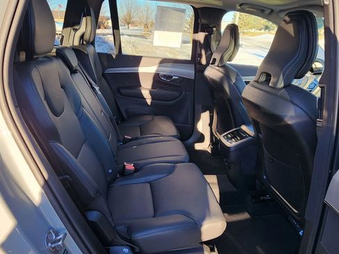 Used 2025 Volvo XC90 B5 Core image 19