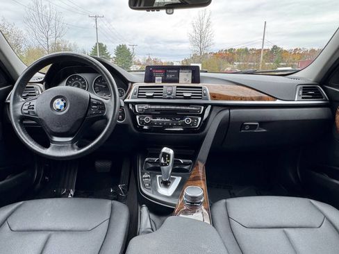 Used 2018 BMW 320i xDrive Sedan image 22