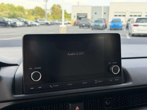 Used 2025 Honda CR-V EX image 12