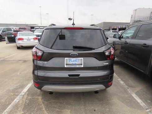 Used 2018 Ford Escape SEL FWD image 11