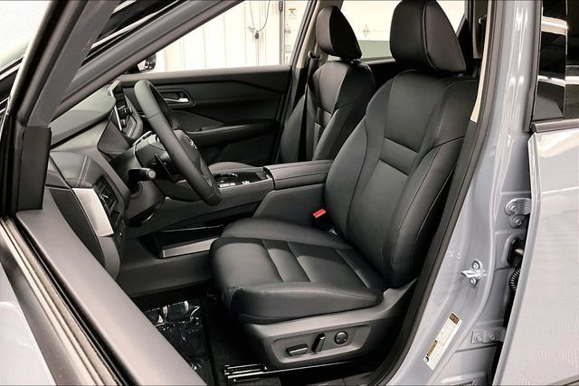 New 2026 Nissan Rogue Dark Armor FWD image 9