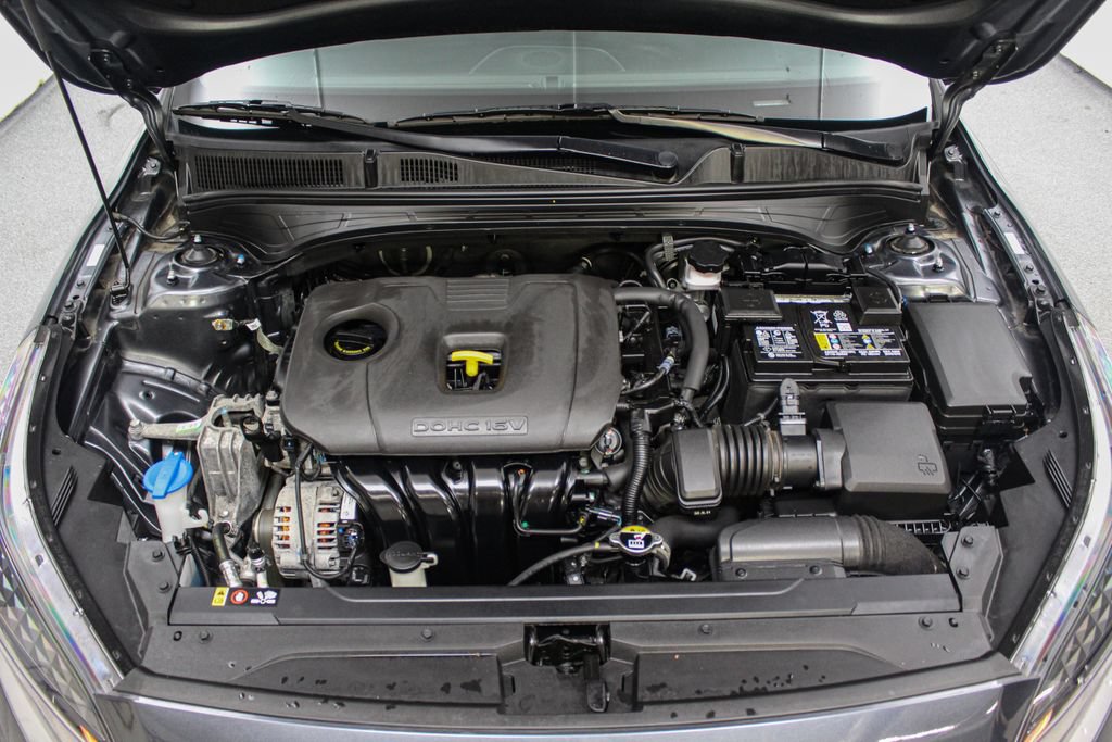 Used 2023 Kia Forte LXS w/ LXS Technology Package FWD image 12