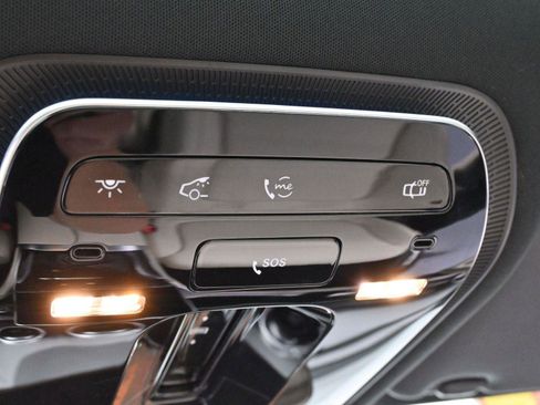 Used 2024 Mercedes-Benz GLC 300 4MATIC image 26