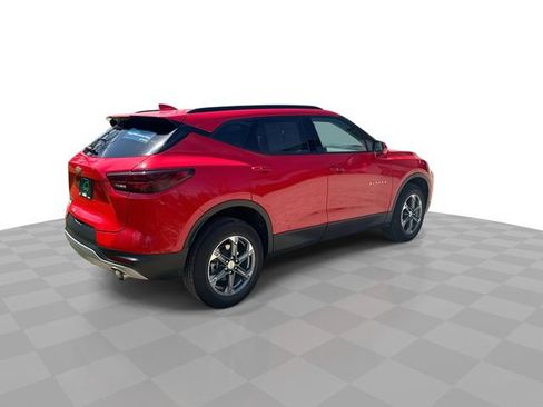 Certified 2024 Chevrolet Blazer LT w/ Convenience Package FWD image 9