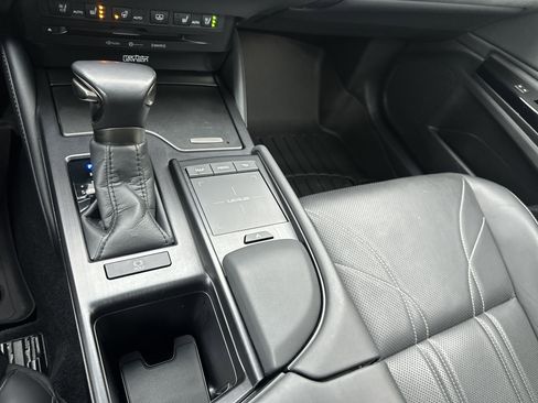 Used 2022 Lexus ES 350 Ultra Luxury image 19