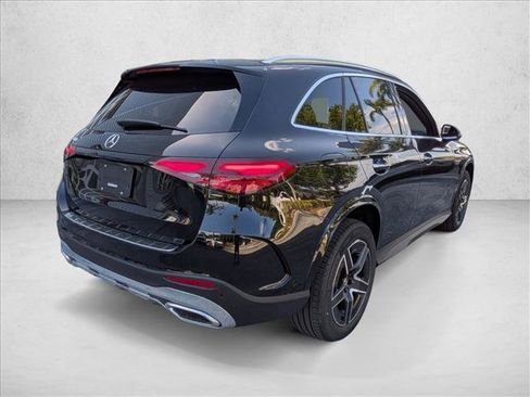 New 2026 Mercedes-Benz GLC 300 image 2