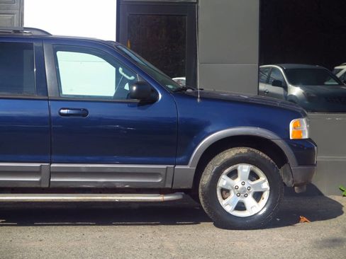 Used 2003 Ford Explorer Sport XLT image 26