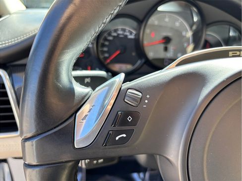 Used 2014 Porsche Panamera 4S image 27