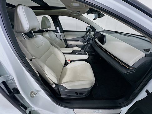 Used 2023 Nissan Ariya FWD image 34