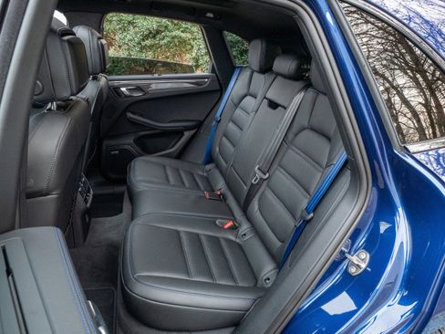 New 2026 Porsche Macan GTS image 40