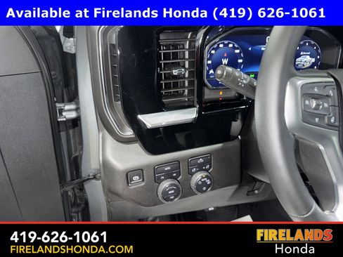 Used 2025 Chevrolet Silverado 1500 LT image 23