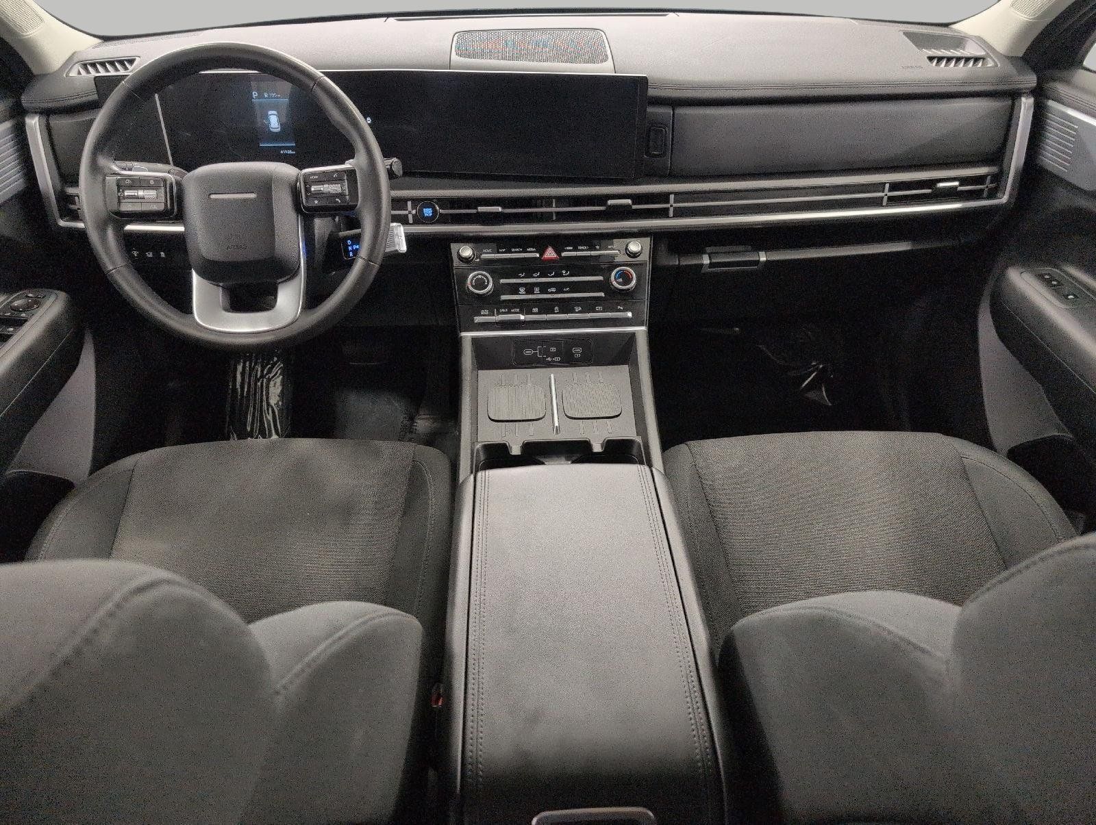Used 2024 Hyundai Santa Fe SE AWD/4WD image 7