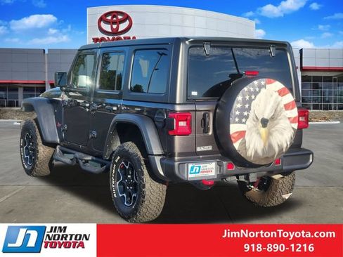 Used 2023 Jeep Wrangler Unlimited Rubicon w/ LED Lighting Group AWD/4WD image 8