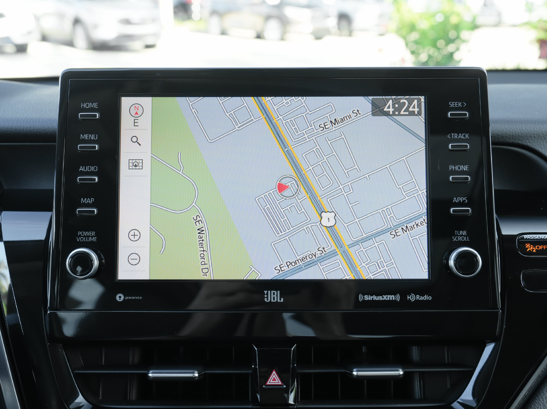Used 2022 Toyota Camry XSE w/ Navigation Package FWD image 11