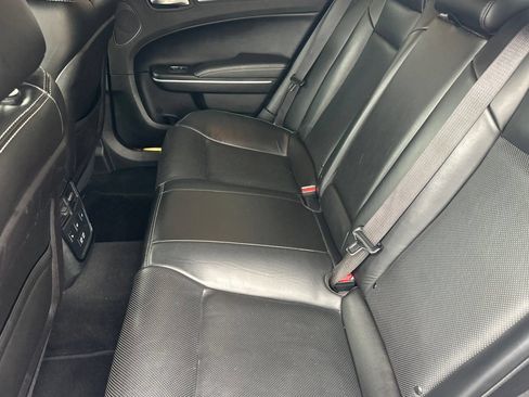 Used 2023 Chrysler 300 S w/ Comfort Group RWD image 12