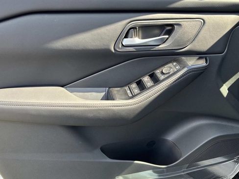 New 2026 Nissan Rogue SV AWD/4WD image 11