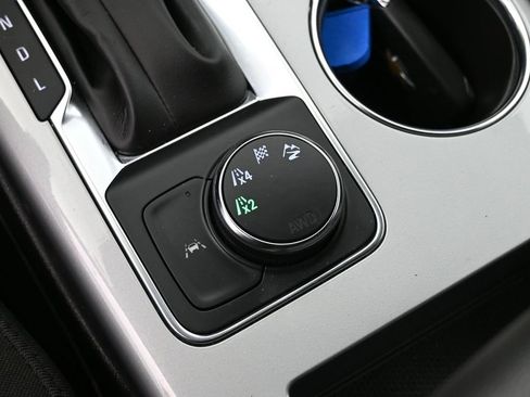 Used 2025 Chevrolet Blazer LT image 23