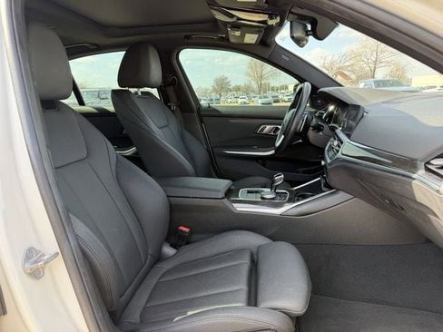 Used 2021 BMW 330i Sedan w/ Premium Package image 29