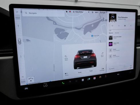 Used 2023 Tesla Model X Plaid image 28
