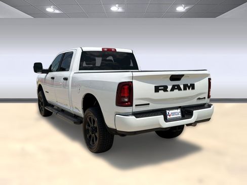 Used 2026 RAM 2500 Big Horn AWD/4WD image 3
