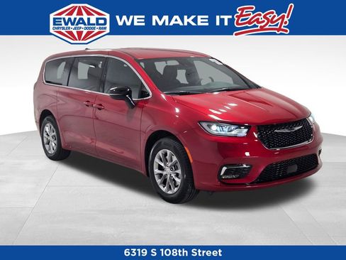 New 2026 Chrysler Pacifica Select image 12