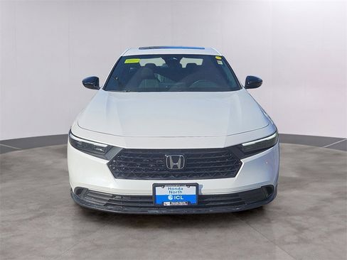 Used 2025 Honda Accord Sport image 2