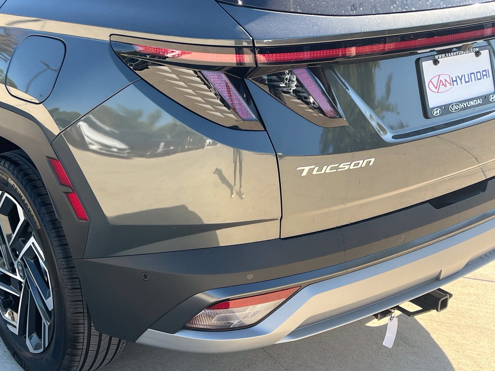 New 2026 Hyundai Tucson Limited w/ Tow & Go Package AWD/4WD image 12