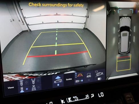 New 2026 Toyota Sequoia Platinum AWD/4WD image 24