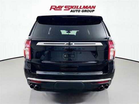 Used 2021 Chevrolet Suburban High Country w/ Premium Package image 6