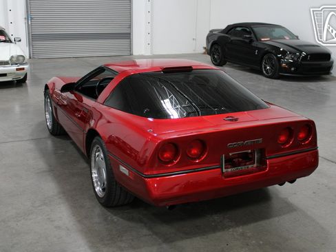 Used 1989 Chevrolet Corvette Coupe image 22